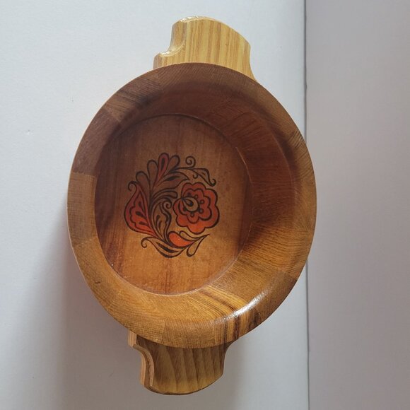 Vintage Soviet Wooden Bowl With Floral Design & Handles - Picture 2 of 9